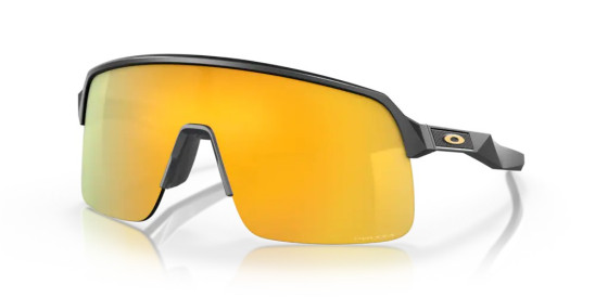 detail Slnečné okuliare Oakley 9463-1339 Sutro Lite Matte Carbon s Prizm 24K šošovkami