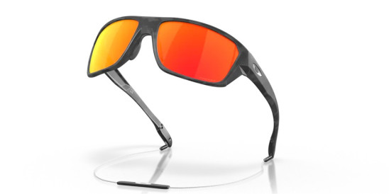 detail Oakley 9416-3264 Split Shot Matte Black Camo / Prizm Ruby Slnečné okuliare