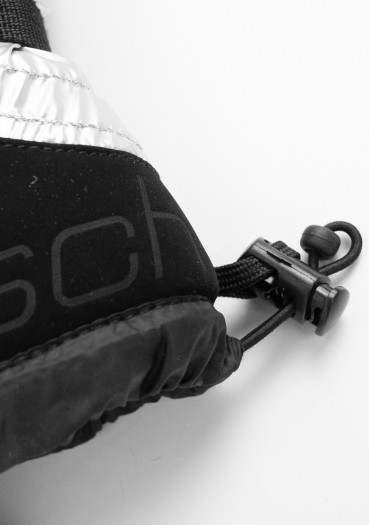 detail Dámské rukavice Reusch Yeta Mitten Black/Shiny Silver