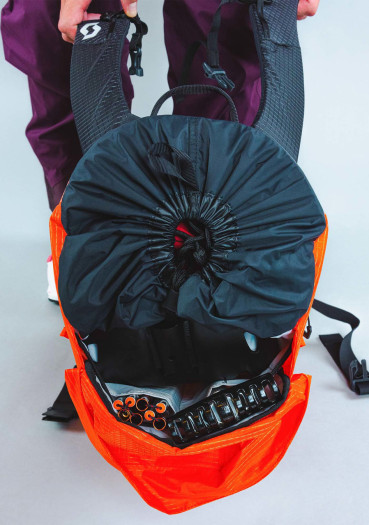 detail Batoh Scott Pack Mountain 25 Slate Blue/Black