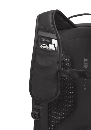 detail Batoh Camelbak Hawg Commute 30 Black
