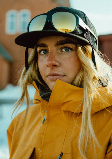 detail Šiltovka POC Trucker Cap Uranium Black – minimalistický štýl a maximálna ventilácia