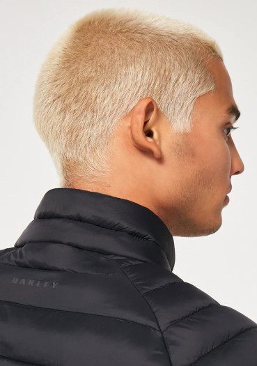 detail Pánska bunda Oakley Omni Thermal Jacket Blackout 02E