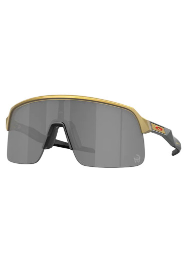 detail Slnečné okuliare Oakley 9463-4739 Sutro Lite Pm Gold w/ Prizm Black