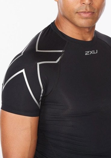 detail Pánske tričko 2XU Core Compression Short Sleeve