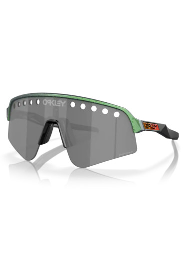 detail Oakley 9465-1439 Sutro Lt Sweep SpctmGmaGrn/PrizmBlack