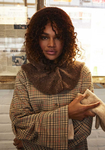 detail Barts Baumi Hood Brown