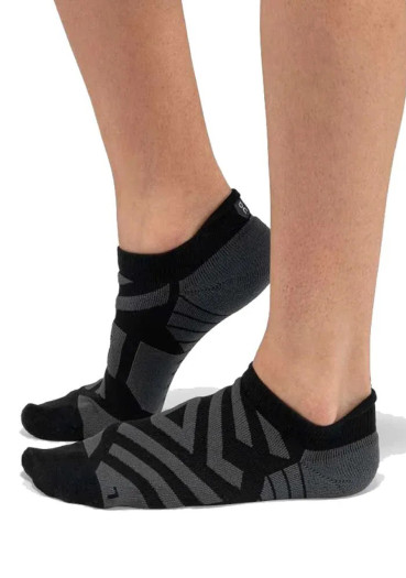 detail On Running Performance Low Sock, W Black/Shadow