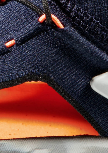 detail Mammut Hueco II Air Low Men marine-light