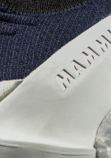 detail Mammut Hueco II Air Low Men marine-light