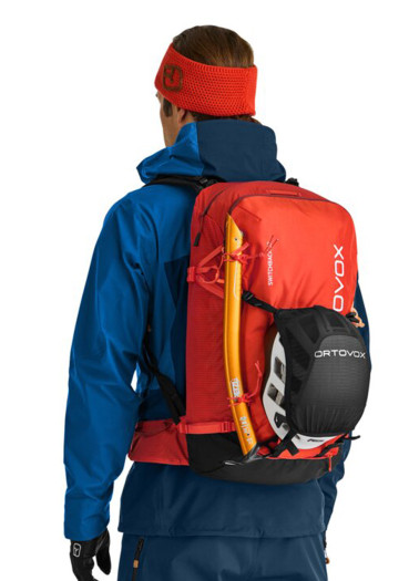 detail Batoh - Ortovox Switchback 32 Hot Orange 32 Liter