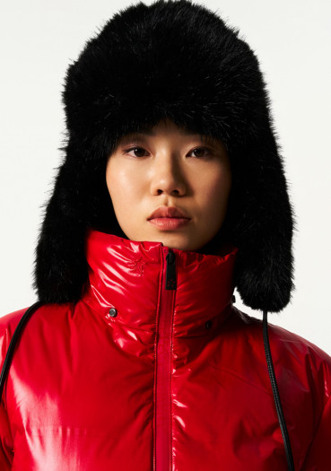 detail Dámska baranica Perfect Moment Faux Fur Trapper Hat (F) Black