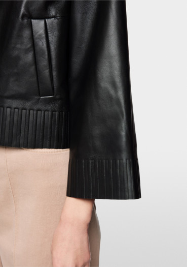 detail Dámska bunda Marc Cain AC 12.04 L01 Outdoor Jacket Black 900