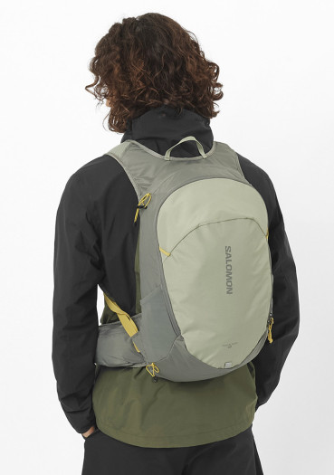 detail Batoh Salomon Trailblazer 20 Sedona Sage/Seagrass/Cres