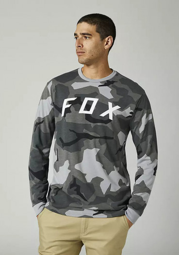 detail Pánske tričko Fox Bnker Ls Tech Tee Black Camor